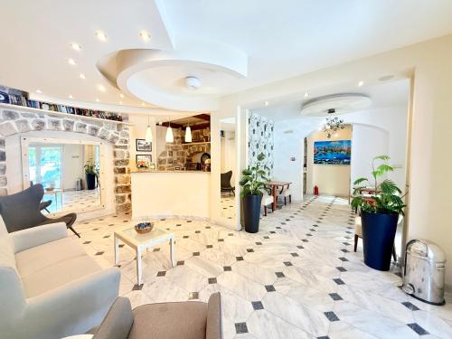 Budva Perla di Mare Hotel 2