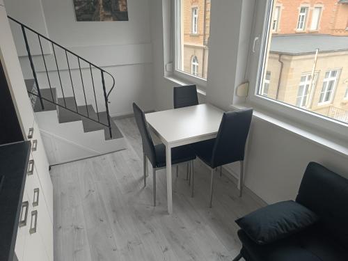 Loft - Übernachten im ehemaligen Kinovorführraum (Loft - Ubernachten im ehemaligen Kinovorfuhrraum) in هيرينبيرج