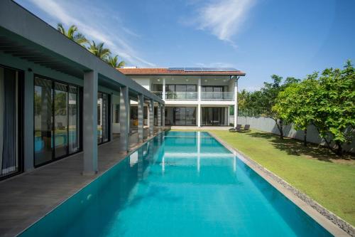 Villa Lagoonscape