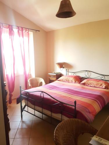 Country Road Take Me Home in 佩斯奇亞羅馬納