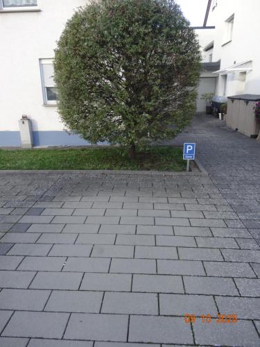 Kleine Einliegerwohnung- komfort Home! in Lahnau