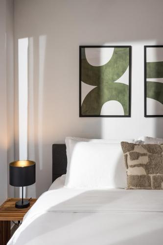 Muse Elegante Apartments by BiNoBi! – khách sạn tại Charilaou