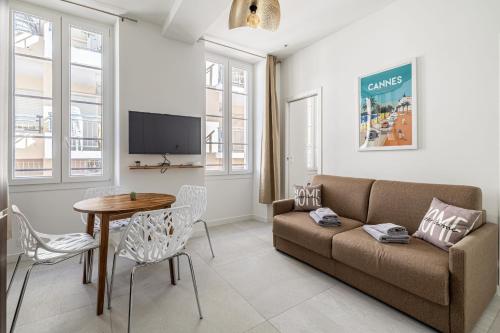 1 bedroom apartment Beach Palais Croisette
