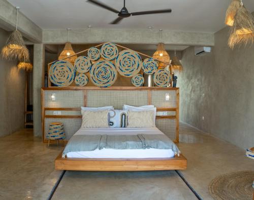 MAKU Oasis Villas and Studios, Kusini