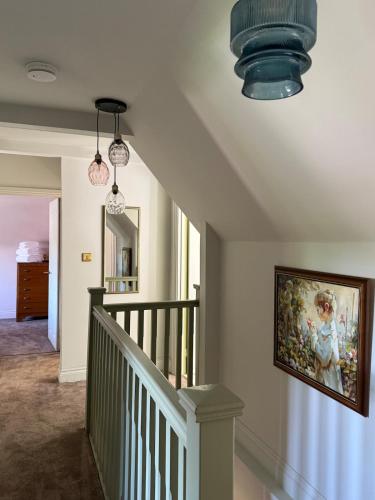 Spacious Forest Row Home by Ashdown Trails in 富里特羅