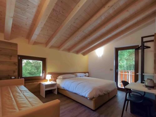 Agriturismo Il Contadino Simo - Dolomites Farmhouse in Sospirolo