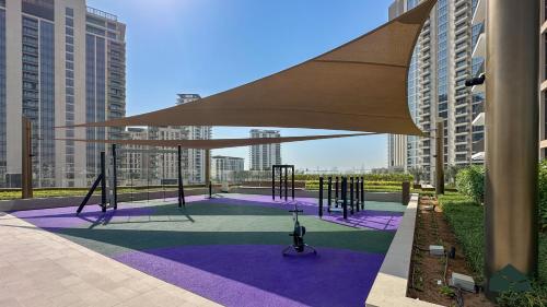 Luxurious 2BR | Sea and Burj View | BMS - image 14