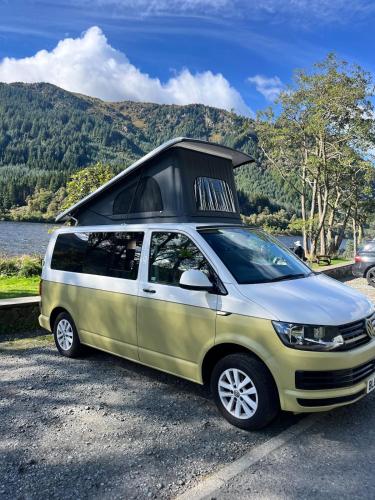 Campervan Scotland, Ben Roamer gîte à louer River Knaik