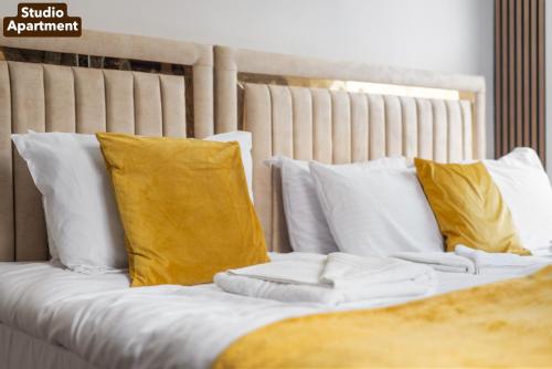 Lively Soho Studios and 2 Bedroom In the Heart of Londons Nightlife No Lift GSG - image 7