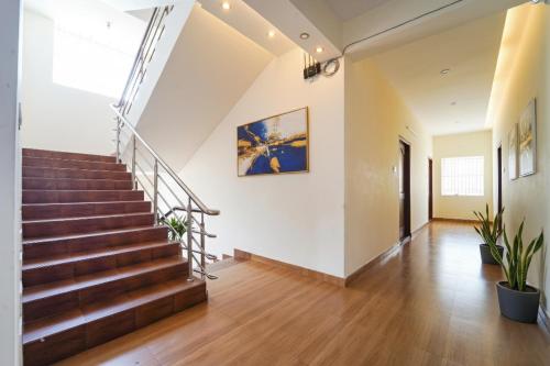 ردهة, Via Aarudra’s Residency in نهرو ناغار الغربية