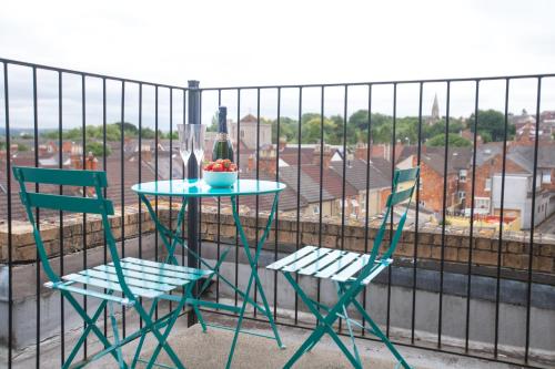 Hamilton Grace 1 2 or 3 bed Parking SN1 - image 2
