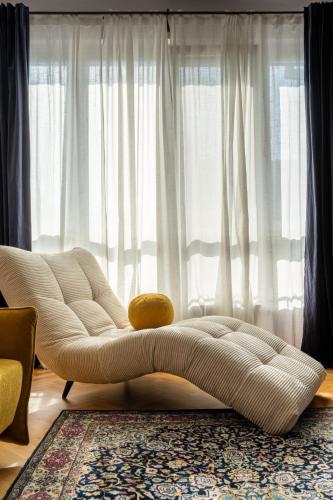 Retro-Chic 1BR Apartment next to Vasil Levski Blvd by Flat Mаnager, Sofia (Foto 7)