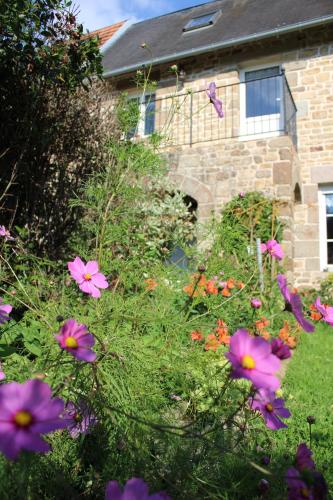 Dārzs, Gîte/Guest House close to the Mont Saint Michel (Gite/Guest House close to the Mont Saint Michel) in La Rochelle-Normande