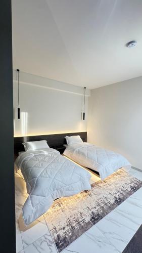 VV Luxe in คาชาร์