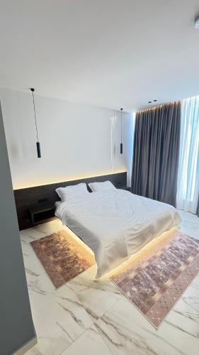 VV Luxe in คาชาร์