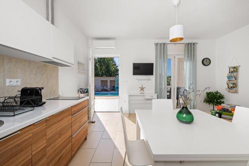 المرافق, Villa Casa Lilium, a charming holiday apartment 6km near the sea in Santalezi