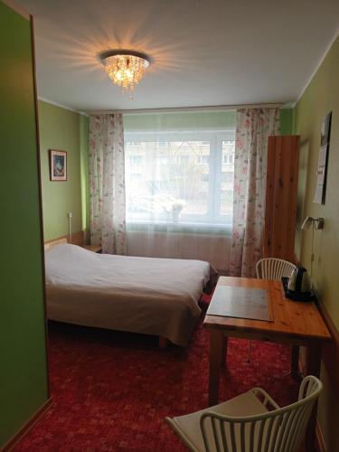 room detail thumbnail 0