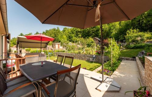 Viesnīcas āriene, 1 Bedroom Gorgeous Apartment In Gracac in Gracac