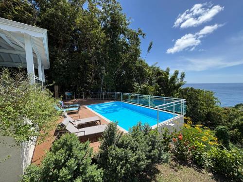 Γύρω περιβάλλον, Villa Ti'Kawet in Πουάντ-Νουάρ