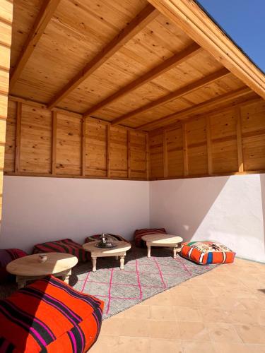 Iekārtas, Turquoise Brick Surf House in Sidi Kaouki