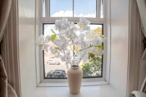 The Cherry Tree Guest House - image 13