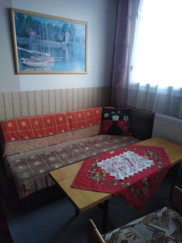 1 queen bed