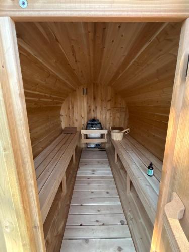 Tackle Box Retreat in นาปานี