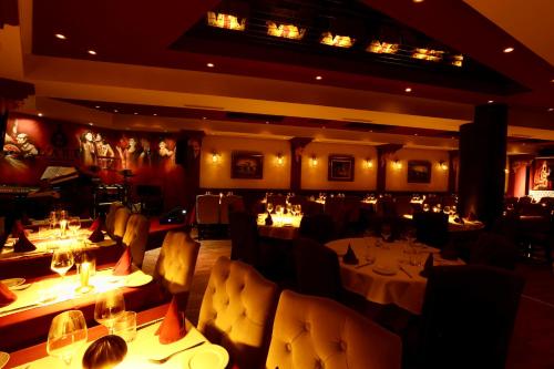 Art Palace Suites & Spa - image 5