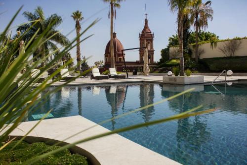 76113187 HS HOTSSON Hotel Leon