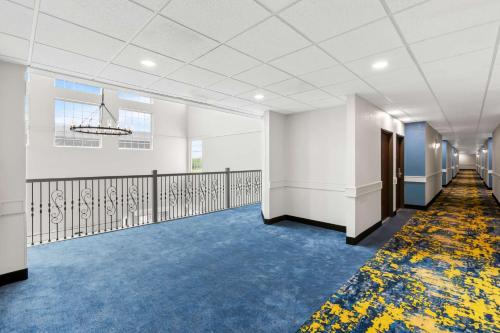 Quality Inn & Suites La Porte - image 11