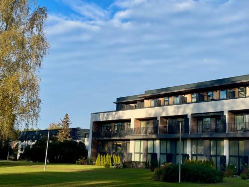 Kert, MuunLiving in Kesterciems