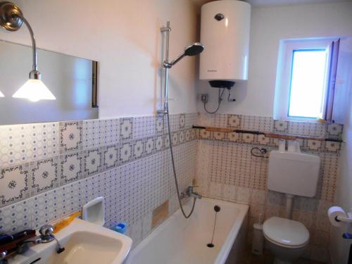 Bathroom, Casal Ferriano in Piagge