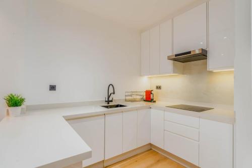 Modern 1Bedroom apartment close to Agadir Souk and Beach in Abattoir