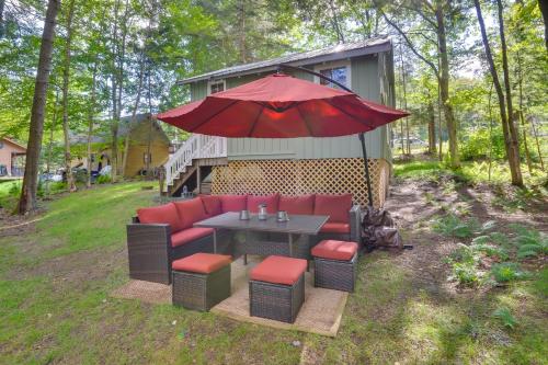 Adirondacks Cabin with Fire Pit on Otter Lake! in Forestport, USA