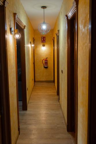 Los Soportales-Casa historica siglo XVI a 20 minutos de Puy du Fou in Orgaz