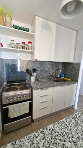 Kitchen, Casa Puente in Belén De Escobar
