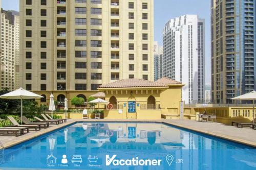 Vacationer Holiday Homes I Upgraded Studio I Heart of JBR I Near JBR Beach, Cafes & Restaurants, Dubai