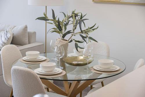 Brand-New 1BR Peninsula With Canal Views, Dubai (Foto 8)