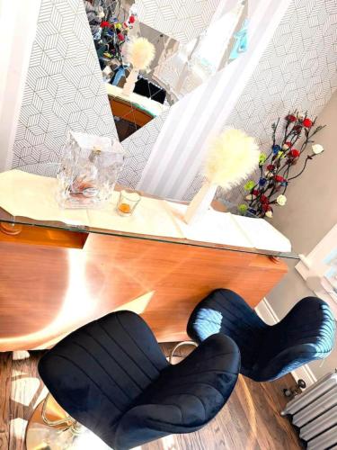 Hot Tub 4 bedrooms Pool Table in Roseland