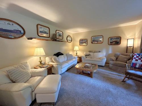 North Country Retreat in Saint Ignace, USA