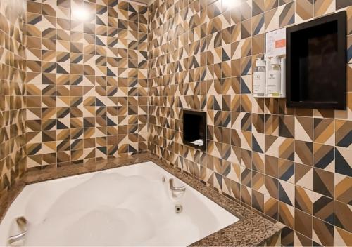 جاكوزي, Calamares Hotel Sao Caetano in سو كيتانو دو سول