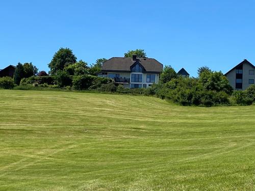 Schone Ferienwohnung mit Ausblick in die Natur in Kierspe