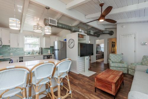 Someday Isle - 2BDR Home for 6 in Port Aransas (TX)