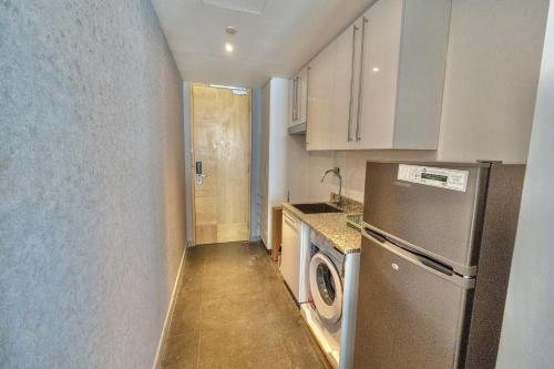 Luxury Vacation Home Nr Metro DWTC, Dubai (Foto 3)