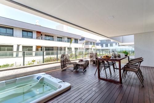 Morro Pedras: Jacuzzi Privada e Piscina Resort. in Morro das Pedras
