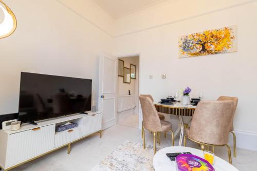 Stylish Chelsea Apartment