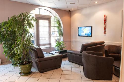 Hotel du Parc-Restaurant - Le Rouget de Lisle - image 13