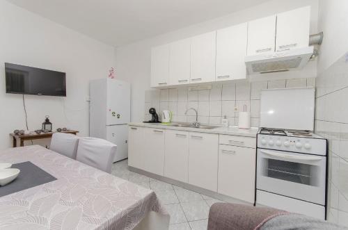 Apartments Nera - image 10