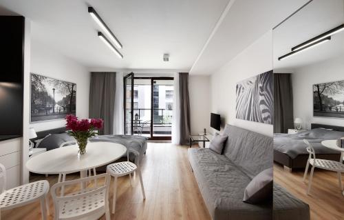 SilverApartments, Warsaw
