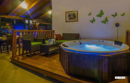 Hot tub, Beautiful Countryside House in Tiberias